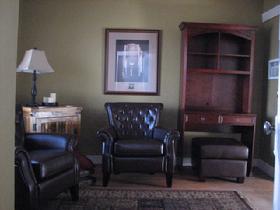 cottonwood hotel apartment style suite for weekend or vacation rental