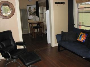 Cottonwood Hotel