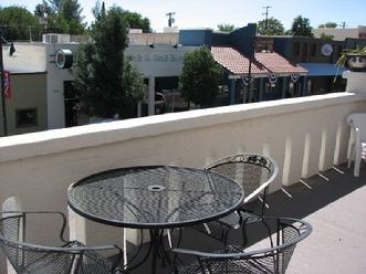 historic Cottonwood Hotel Suites balcony overlooks Old Town historic 89a 15 minutes to Sedona