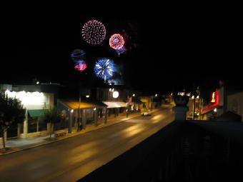 4th of July from the Cottonwood Hotel balcony